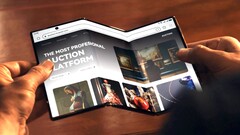 El Huawei Mate XT Ultimate Design (en la imagen) tiene un precio de 3.499 euros. (Fuente de la imagen: Huawei)