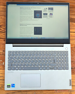 El Lenovo ThinkBook 15p G2 ITH 21B1000YGE. Unidad de prueba proporcionada por campuspoint.
