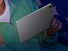 Xiaomi vende la Redmi Pad 2 SE en colores gris oscuro y plata.