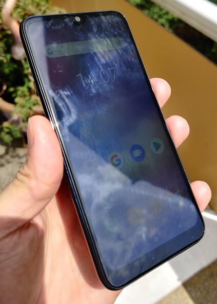 Uso del Oukitel C15 Pro en exteriores