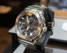 El Casio G-Shock GMC-B2100Y-1AER (en la imagen) tiene la forma y construcción metálicas familiares de la serie 2100. (Fuente de la imagen: Impress Watch)