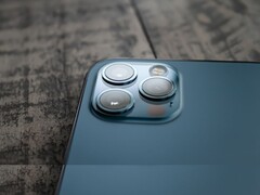 Vista de cerca del conjunto de cámaras de un smartphone