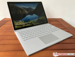 Microsoft Surface Book 2. Modelo de pruebas cortesía de Notebooksbilliger.