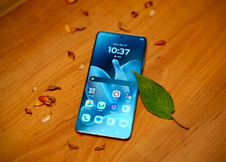 El Motorola Edge 70 fue probado utilizando una unidad de revisión proporcionada por Motorola Alemania