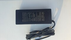 Fuente de alimentación compacta para la e-bike Touroll B2