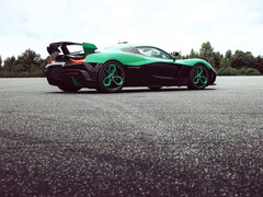 El nuevo Nevera R va de 0 a 100 km/h en sólo 1,66 segundos. (Fuente de la imagen: Rimac)