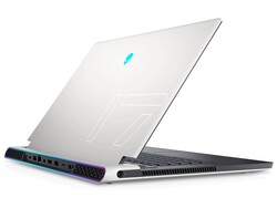 En revisión: Alienware x17 P48E. Unidad de prueba proporcionada por Dell