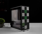 Mini PC modular Framework Desktop con la marca AMD y diseño personalizado del panel frontal de azulejos (Fuente de la imagen: ETA PRIME)