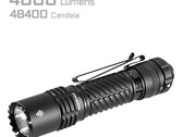 El T37 con un interruptor giratorio en el extremo. (Fuente de la imagen: Acebeam)