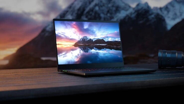El Blade 15 será el primer portátil con la pantalla OLED de 240Hz de Samsung (imagen: Razer)
