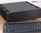 El Sigao Model B no es tan compacto como los mini PCs NUC de Intel, pero sigue siendo lo suficientemente pequeño. (Fuente de la imagen: Atlast!)