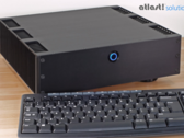 El Sigao Model B no es tan compacto como los mini PCs NUC de Intel, pero sigue siendo lo suficientemente pequeño. (Fuente de la imagen: Atlast!)