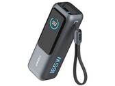El Anker 'Zolo Power Bank 25K 165W con cables USB-C retráctiles e incorporados', además de un puerto USB-C y otro USB-A. (Fuente de la imagen: u/joshuadwx vía r/Anker subreddit)