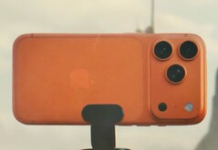 Algunas reparaciones del iPhone 17 Pro Max cuestan hasta 799 dólares (Fuente de la imagen: Apple)