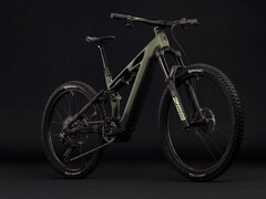 Cube ofrece una nueva e-MTB con un equipamiento impresionante