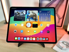 Ha crecido: Con 128 GB, la versión más pequeña (desde 799 $) del Apple iPad Air 13 (2024) ofrece el doble de almacenamiento que su predecesor.