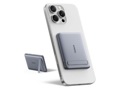 El banco de energía magnético PicoGo Ultra-Mini de Baseus (en la imagen) saldrá a la venta en Europa. (Fuente de la imagen: Baseus)