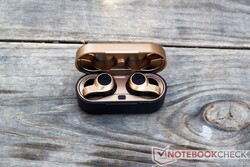 En revisión: Los auriculares Jabees Firefly Vintage TWS.