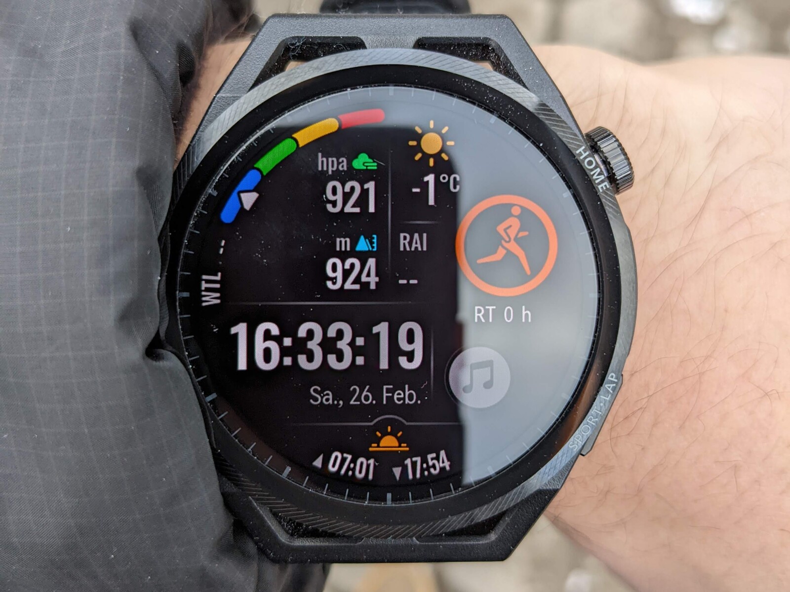 Probamos el Watch D: así funciona el primer smartwatch Huawei que mide la  presión arterial