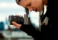 La Sony FX2 incorpora un visor electrónico (Fuente de la imagen: Sony)