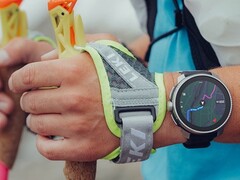 El wearable Suunto Race ha sido diseñado para el seguimiento de carreras y entrenamientos. (Fuente de la imagen: Suunto)