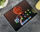 Análisis del Oppo Pad 4 Pro. (Fuente de la imagen: Marcus Herbrich/Notebookcheck)