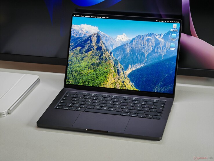 Los MacBook Pro equipados con Mini LED seguirán vendiéndose junto con el próximo MacBook Pro OLED, o Ultra.