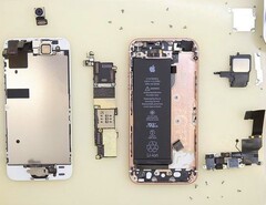 Apple desmontaje del iPhone SE (Fuente: Vrm24)