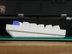 Perfil lateral de la Keychron Q1 HE 8K.