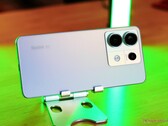 El Redmi Note 13 Pro+ 5G combina una cámara principal de 200 MP con una cámara ultra gran angular de 8 MP. (Imagen: Notebookcheck)