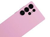 El Galaxy S26 Ultra podría estar disponible en seis opciones de color. En la imagen: S25 Ultra con una piel rosa. (Fuente de la imagen: Dbrand - editado)