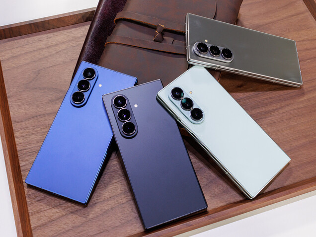 El Galaxy Z Fold7 viene en cuatro opciones de color Sombra Azul, Negro Azabache, Menta y Sombra Plata. (Fuente de la imagen: Notebookcheck)