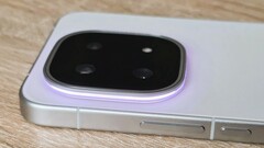 Reseña del Vivo iQOO 15. (Fuente de la imagen: Marcus Herbrich)