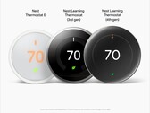Termostato Nest E, termostatos Nest Learning de 3ª y 4ª generación, uno al lado del otro. (Fuente de la imagen: @MysteryLupin en X)