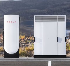 Un supercargador y un armario Tesla V4 (Fuente de la imagen: Tesla)