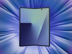 Samsung lanzó el Galaxy Z Fold 7 en julio. (Fuente de la imagen: Samsung, Unsplash, editado)