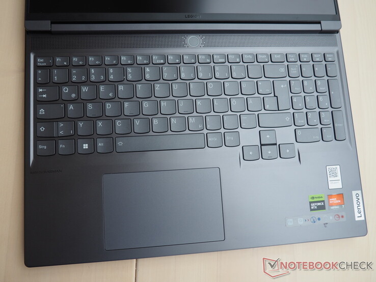 Lenovo Legion Slim 7 16