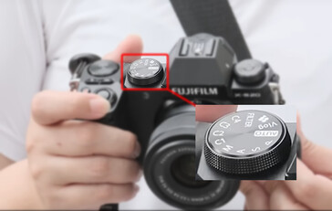 El dial PSAM de la Fujifilm X-S20 incorpora un modo Vlog específico para alternar fácilmente entre la toma de fotografías y la grabación de vídeo. (Fuente de la imagen: Fujifilm - editado)