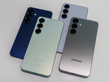 Reseña del smartphone Samsung Galaxy S25 (fuente de la imagen: Daniel Schmidt)