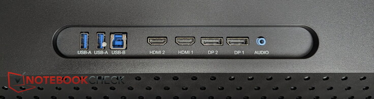 2 puertos USB-A, 1 puerto USB-B, 2 puertos HDMI, 2 puertos DisplayPort