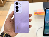 Realme C85 Pro en morado (Fuente de la imagen: LVN Rv en YouTube)