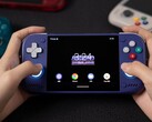 El Retroid Pocket Nova es un dispositivo portátil que funciona con Android.