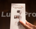 Embalaje de venta al público de la Insta360 Luna Pro.