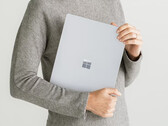La versión de consumo del Surface Laptop 6 podría superar a su hermano "para empresas", este último en la imagen. (Fuente de la imagen: Microsoft)