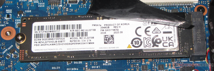 Una unidad SSD PCIe 4 sirve como unidad del sistema.