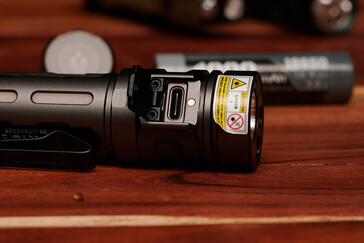 Puerto USB SK06