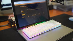 Este es el aspecto de un MacBook Pro con teclado mecánico