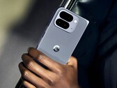 Grueso, pero con algunas mejoras específicas, como confirma ahora una hoja de especificaciones oficial de Google. El Pixel 10 Pro Fold. (Fuente de la imagen: Evan Blass)