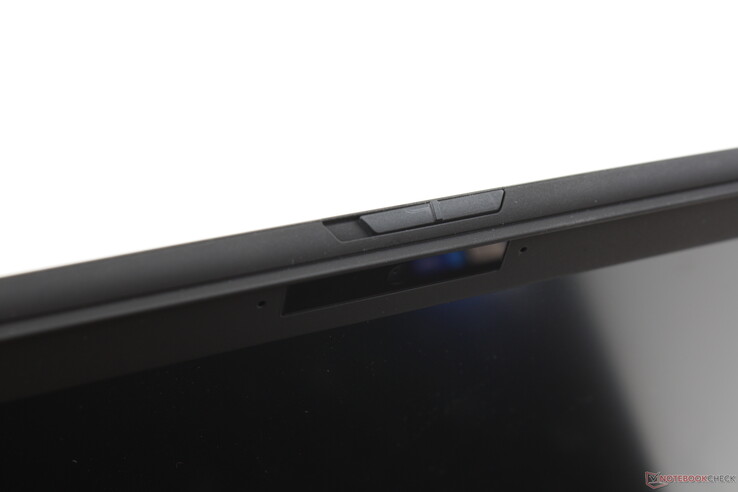 Obturador físico de la webcam. Al igual que la serie Dell Latitude 9410 y HP EliteBook x360 1040 G7, el Vaio también cuenta con un sensor de tiempo de vuelo (TOF) para el inicio de sesión con manos libres. El sensor funciona incluso si el obturador de la webcam está activado