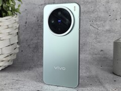 El Vivo X200 FE es la versión india del Vivo X200 Pro Mini (en la imagen). (Fuente de la imagen: Notebookcheck)